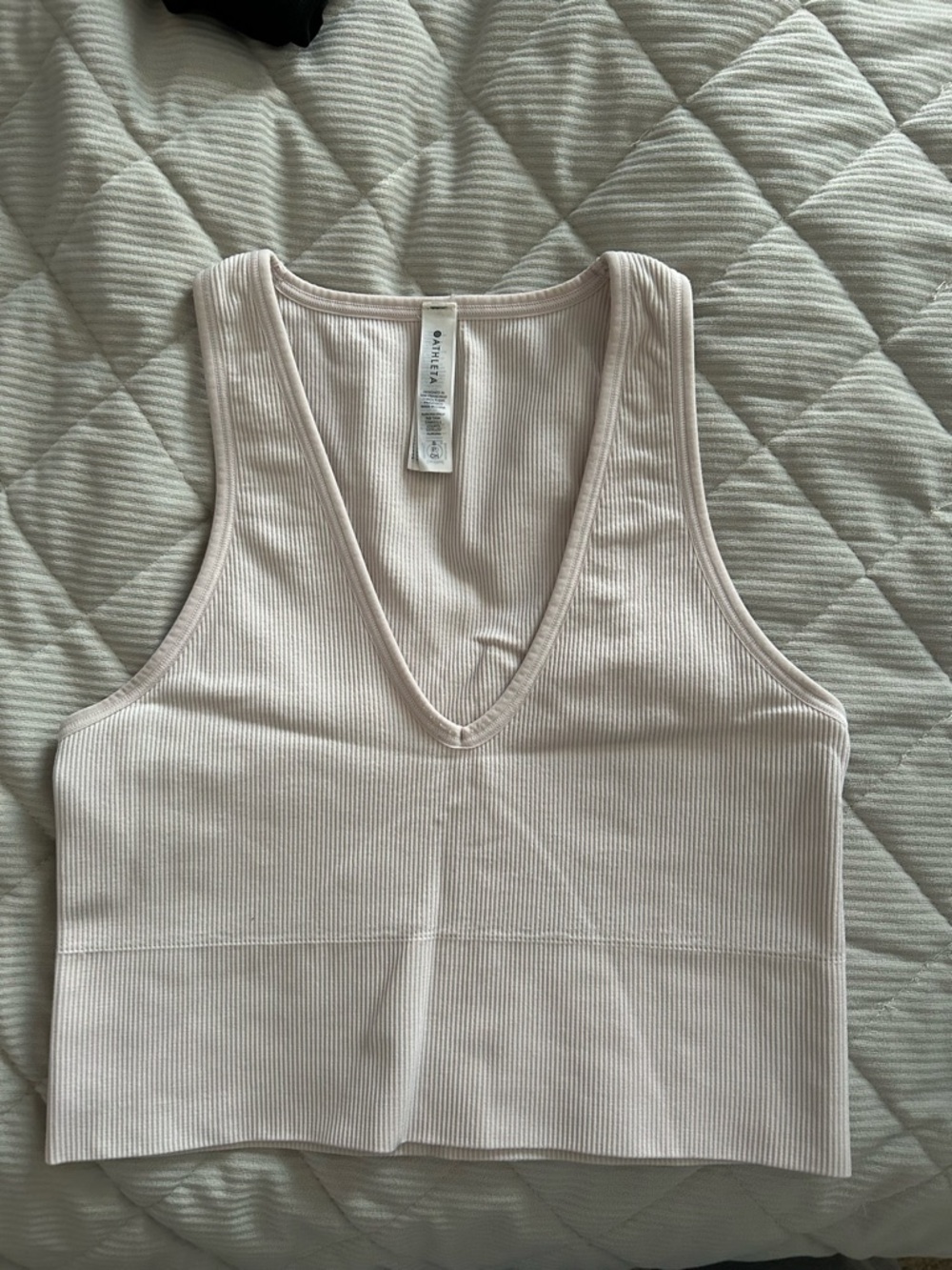 Athleta off-white ribbed tank top crop top